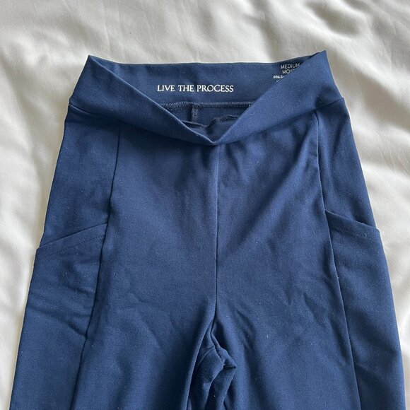Live The Process Side Pocket Leggings - Navy - Size Medium - Picture 8 of 8